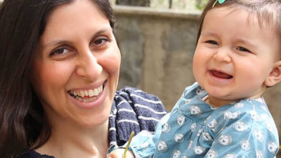 إيران تنفي إجراء مشاورات مع بريطانيا للإفراج عن الصحفية "نازنين زغاري"