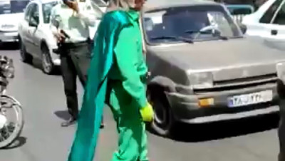 حاملا سيفه ويمتطي حصانا.. القبض على "المهدي المنتظر" في أصفهان