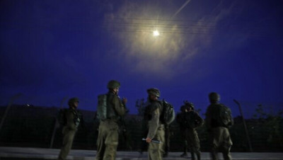 للمرة الأولى.. لبنانيون يخاطرون بحياتهم للهرب باتجاه إسرائيل