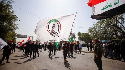 مسلحو الميليشيات الإيرانية يهاجمون بالرصاص متظاهرين عراقيين في الكوت (فيديو)