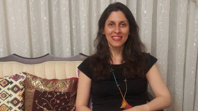 هل اقتربت بريطانيا من إبرام صفقة مع إيران للإفراج عن معتقلتين؟