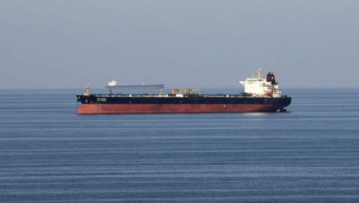 ثالث ناقلة إيـرانية تقترب من دخول المياه الفنزويلية