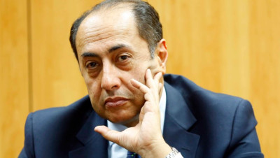 الجامعة العربية تدخل على خط الأزمة اللبنانية وتبدي استعدادها للتسوية