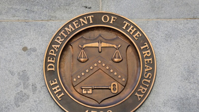 الخزانة الأمريكية تصدر ترخيصا يجيز التعاملات مع ميلشيا "الحوثيين" لمدة محددة