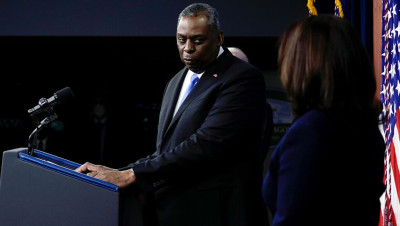 العراق يرد على وزير الدفاع الأمريكي بعد "ضربة البوكمال" السورية