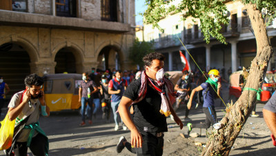 بقيادة الصدر والسيستاني وسليماني.. اتفاق على وأد ثورة العراقيين