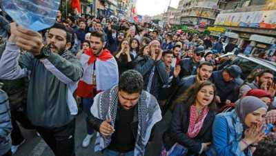 لبنان.. أسبوع غضب وتلويح بالإضراب ومهلة 48 ساعة لتأليف الحكومة
