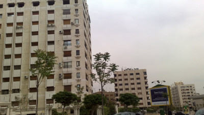 سوريا.. بملايين الدولارات.. قادة بـ"حـزب-الله" يتملكون عقارات بأرقى أحياء دمشق