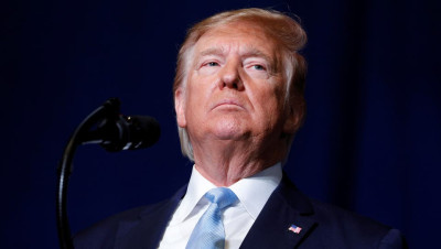 ترامب يحذر إيران من عواقب وخيمة إذا ردت على مقتل سلـيمانـي