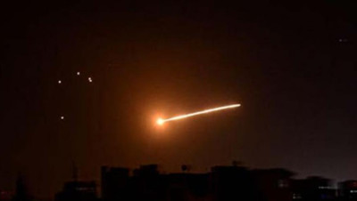 إسرائيل تقصف شاحنة أموال قادمة من إيران إلى "حـزب الله"