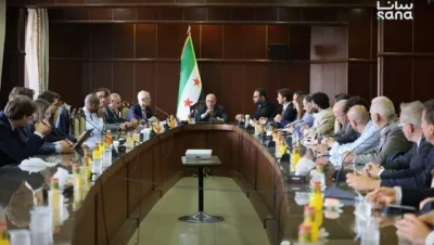 وفد استثماري دولي يبحث مع وزير الاقتصاد سبل تعزيز التعاون وتطوير بيئة الاستثمار في سوريا