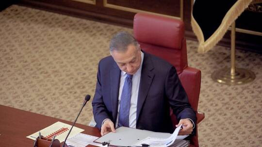 العراق.. الكاظمي: كفى مزايدة وقرار الدولار اُتخِذ