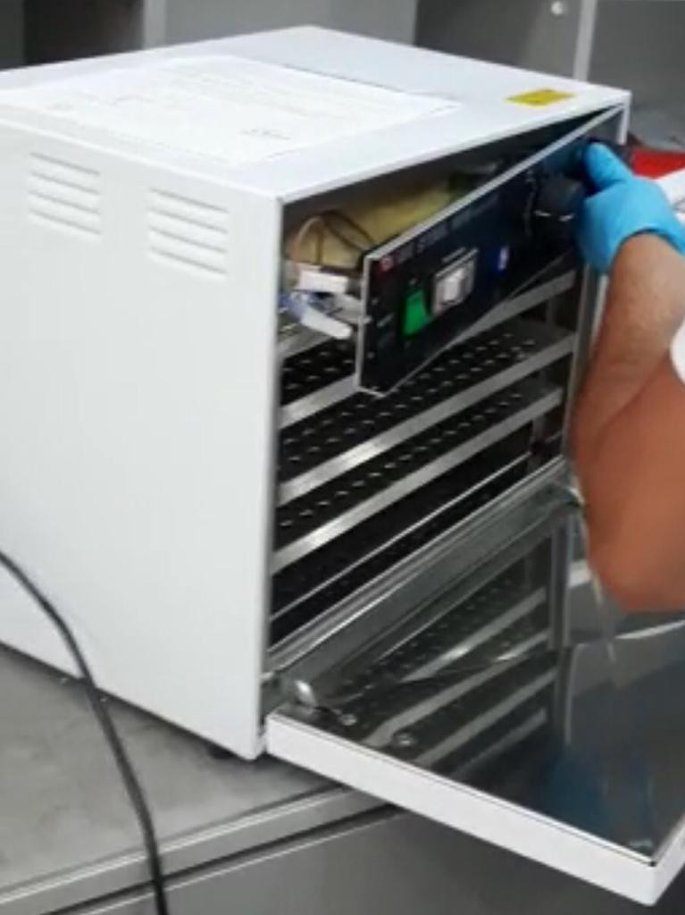 مخبأة بطريقة احترافية.. إحباط عملية تهريب شحنة مخدرات إلى السعودية (صور)