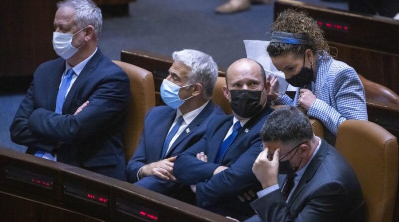 موقع: واشنطن تقيد أيدي إسرائيلي وتمنعها من الرد على إيران