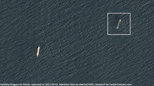 "تانكر تراكرز" يكشف موقع السفن الإيرانية المتجهة إلى لبنان