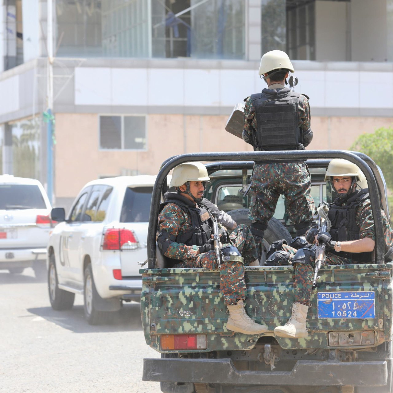 مبعوث واشنطن لليمن يتهم الحوثيين برفض فك الحصار عن تعز