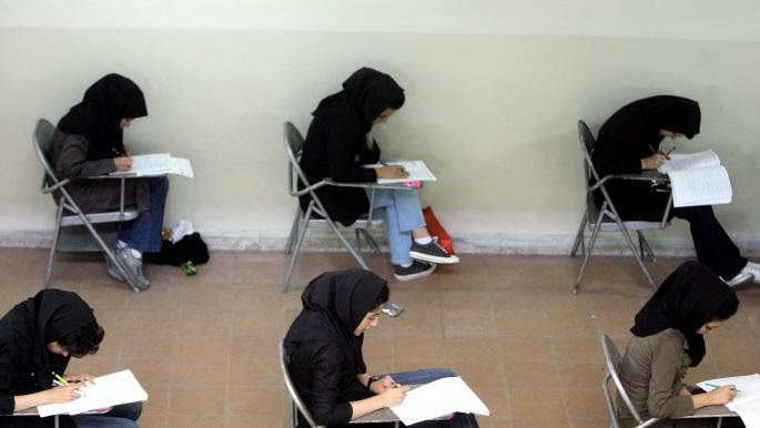 موجة تسمم جديدة في مدارس الفتيات بإيران