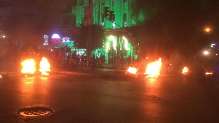 لبنان.. جرحى بمواجهات في بيروت واستجابة واسعة لدعوات الإضراب والتظاهر