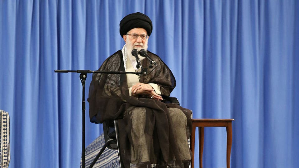 إيـران.. ناشطون يهاجمون "خامنئي" في بيان مشترك