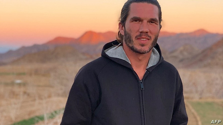 اعتقال سائح فرنسي في إيران يعقّد محاولة حل التوترات النووية الإيرانية