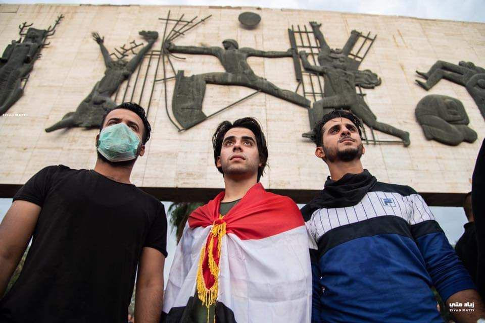 الصدر يدعو عبدالمهدي لانتخابات برلمانية مبكرة وفرض حظر تجوال في بغداد