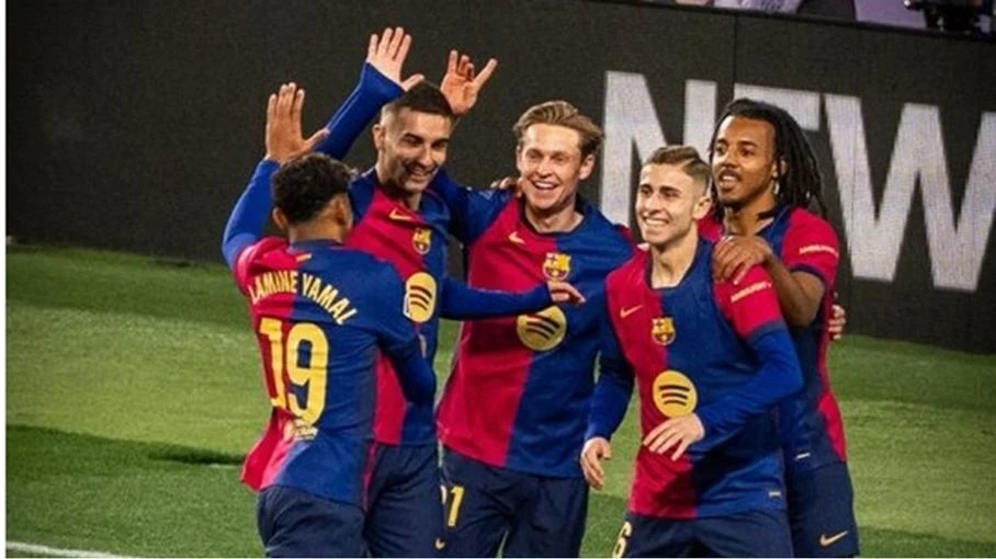 الليغا.. برشلونة يصطاد "الخفافيش" بسباعية قاسية