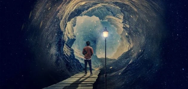 تفسير حلم ميت يناديني باسمي للعزباء والمتزوجة والحامل عند ابن سيرين والنابلسي