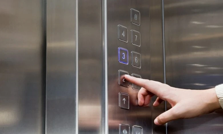 تفسير حلم ركوب المصعد للعزباء والمتزوجة والمطلقة.. ماذا يقول ابن سيرين والنابلسي؟