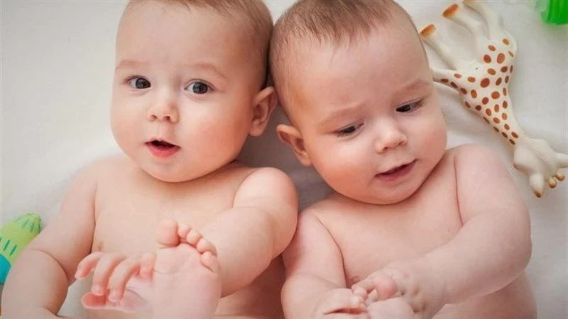 تفسير حلم اختي حامل بتوأم: دلالات الخير والذرية