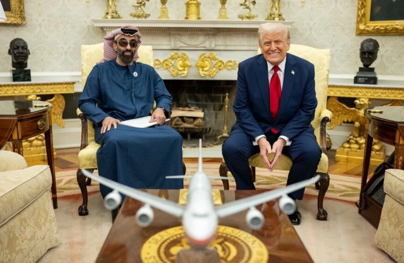 لقاء بين طحنون بن زايد وترامب في البيت الأبيض